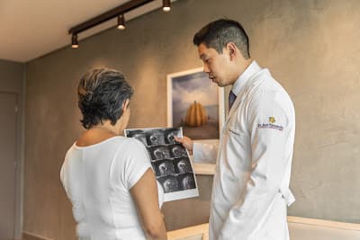 Dr Jum Yamamoto - Especialista Ombro e Cotovelo - Itaim Bibi/SP em Itaim Bibi