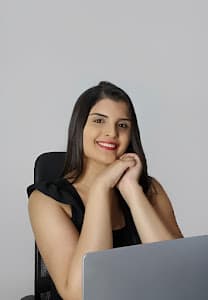 Psicóloga Larissa Aguiar I Psicóloga Vila Mariana I Terapia Sistêmica I Adolescentes, Adultos, Casais e Famílias I São Paulo em Vila Mariana