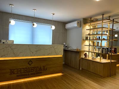 Khristal Estética | Tratamentos Estéticos Corporais & Faciais, Depilação a Laser, Dermatologia & Bem-estar. em Itaim Bibi