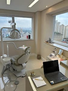 Dra. Carolina Campanelli em Santana