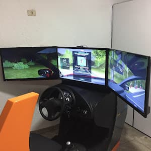 Flash Auto Escolas - Unidade Metrô Santa Cruz em Vila Mariana