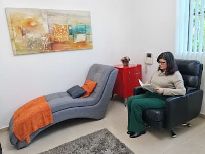 Psicóloga Especialista Clínica e Psicanalista Sheila Nogueira - foto 4
